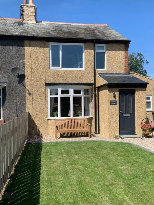 Snowdrop Cottage Seahouses Dış mekan fotoğraf